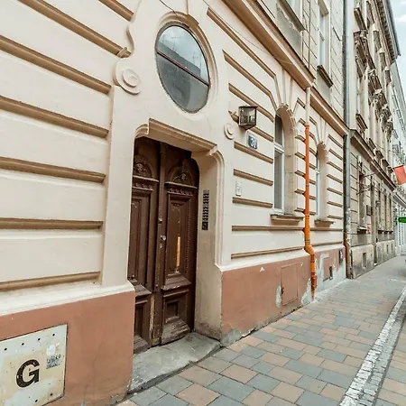 Old Train Station Apartment *